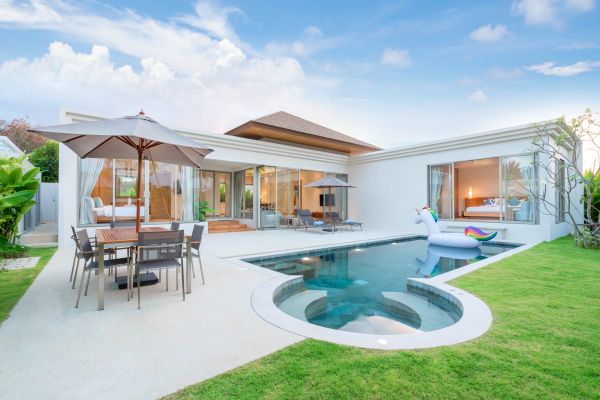 Cost of Pool Deck Pouring in Killeen